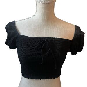 Wilfred 2xs Aritzia Black Crop Top Non Smoking good condition